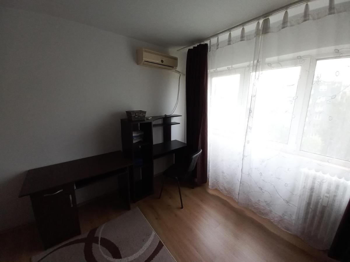 Studio Gorjului Bukarest Exteriör bild