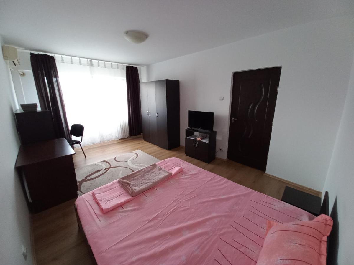 Studio Gorjului Bukarest Exteriör bild